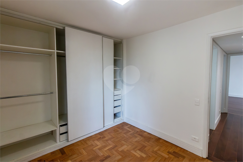 Foto REO1129578