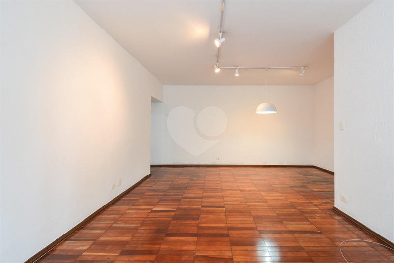 Foto REO1129580