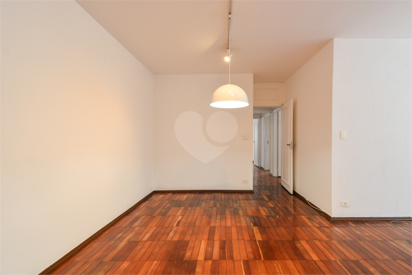 Foto REO1129580