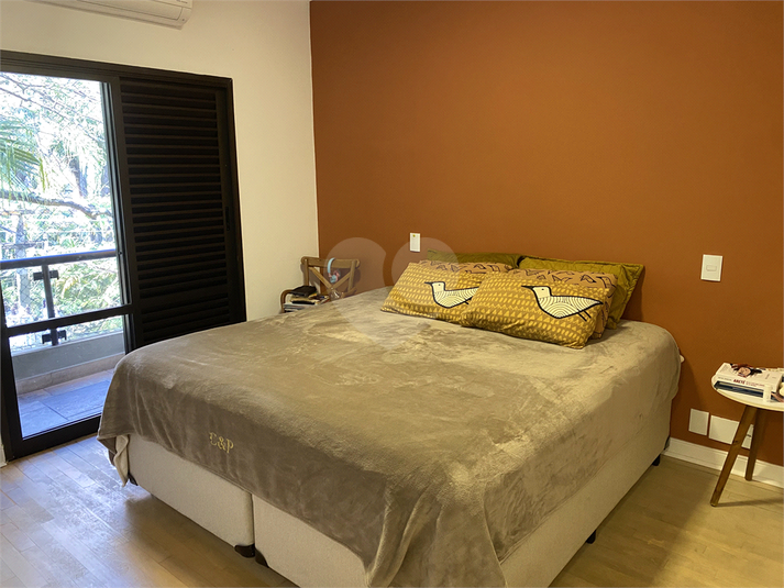 Foto REO1129636