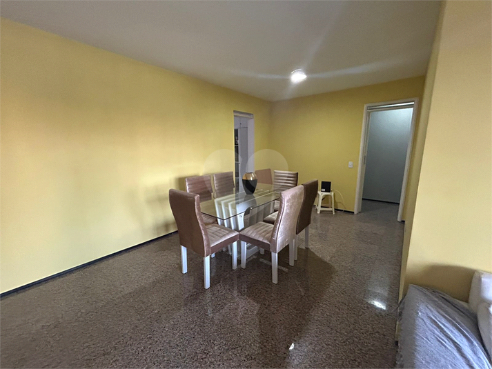 Foto REO1129638