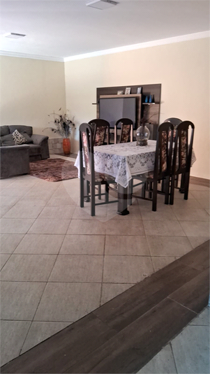 Foto REO1129639