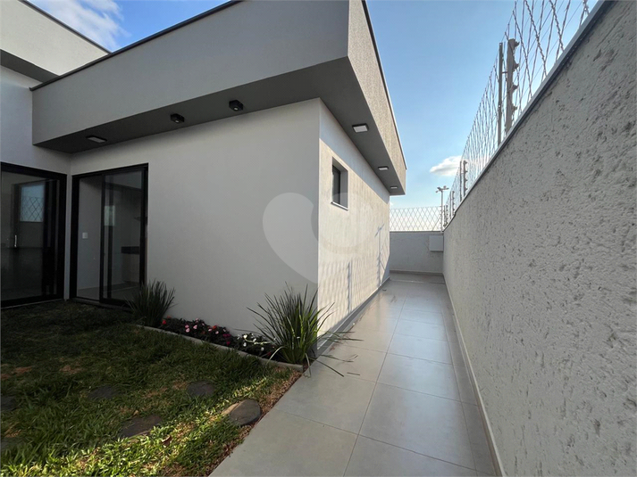 Foto REO1129662