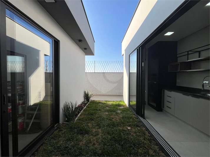 Foto REO1129662