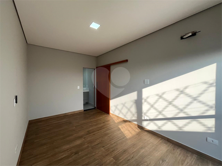 Foto REO1129662