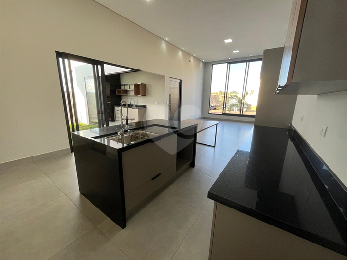 Foto REO1129662