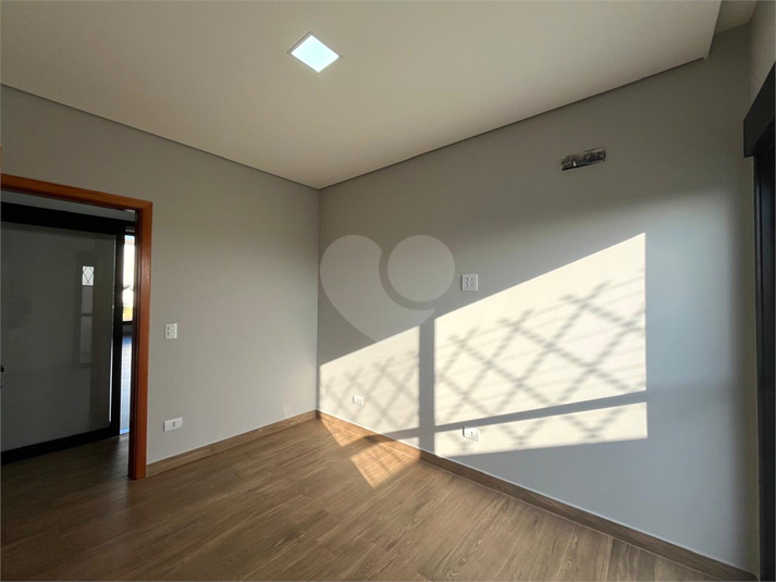 Foto REO1129662