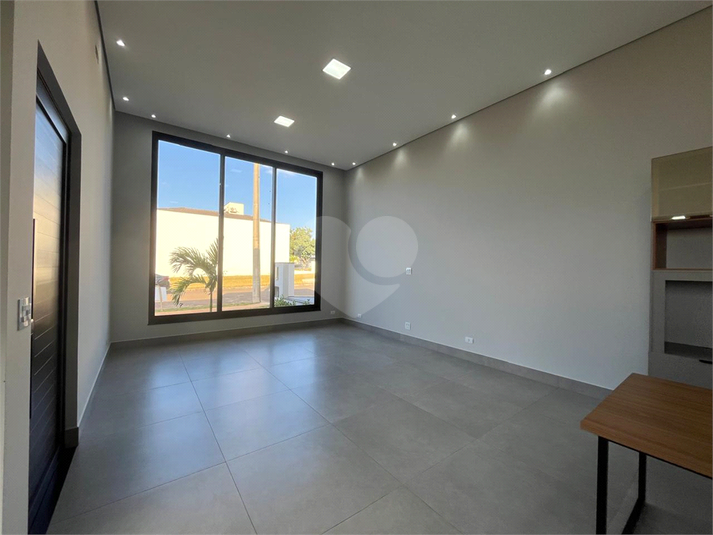 Foto REO1129662