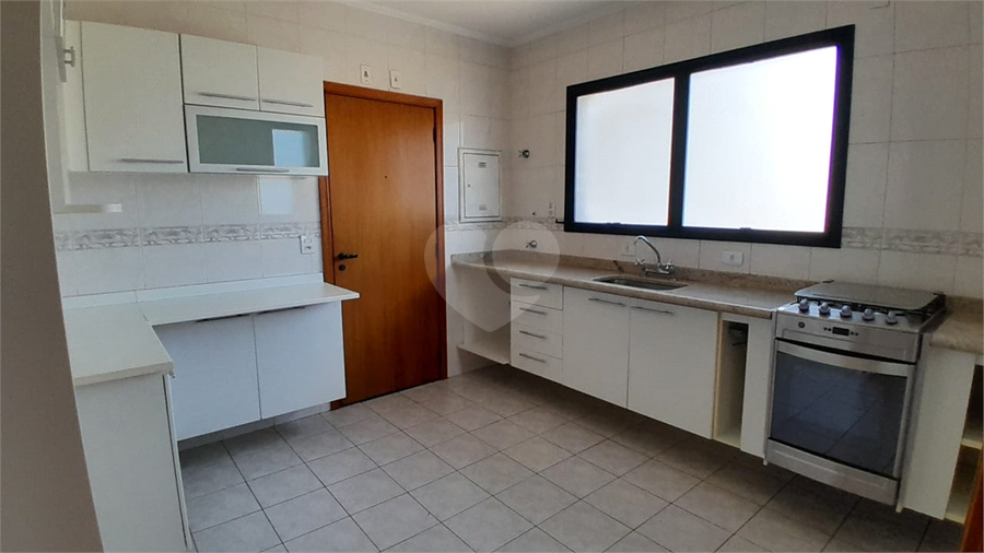 Foto REO1129701