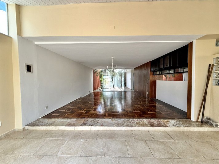 Foto REO1129711
