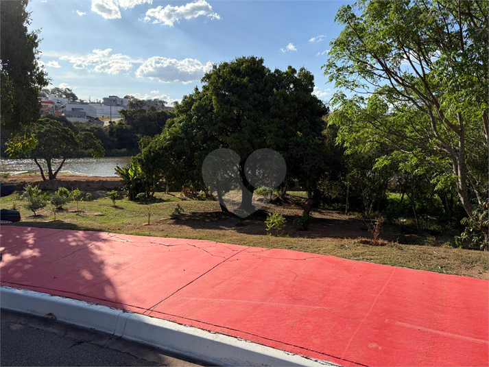 Foto REO1129758