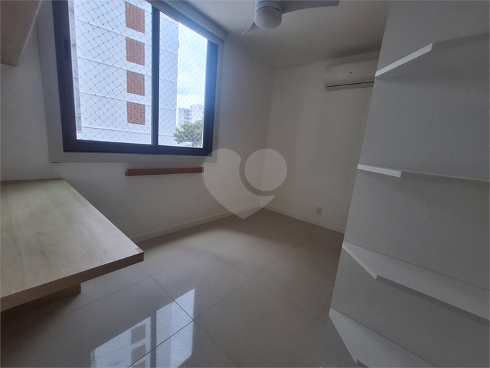 Foto REO1129765