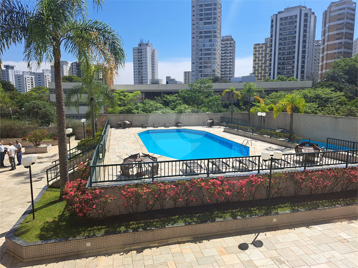 Foto REO1129774
