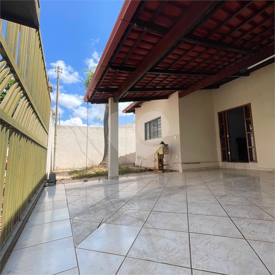 Foto REO1129779