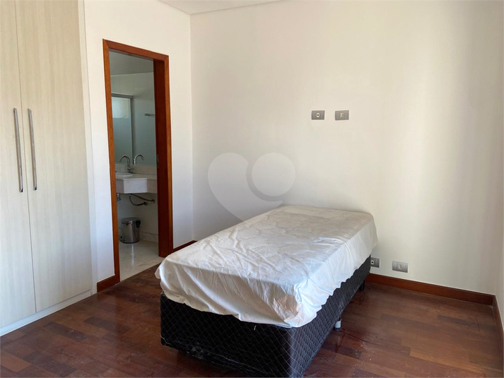 Foto REO1129787