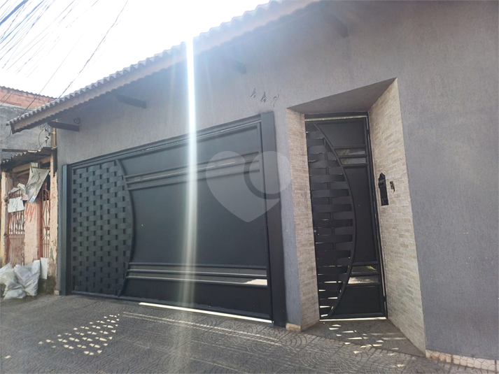 Foto REO1129860
