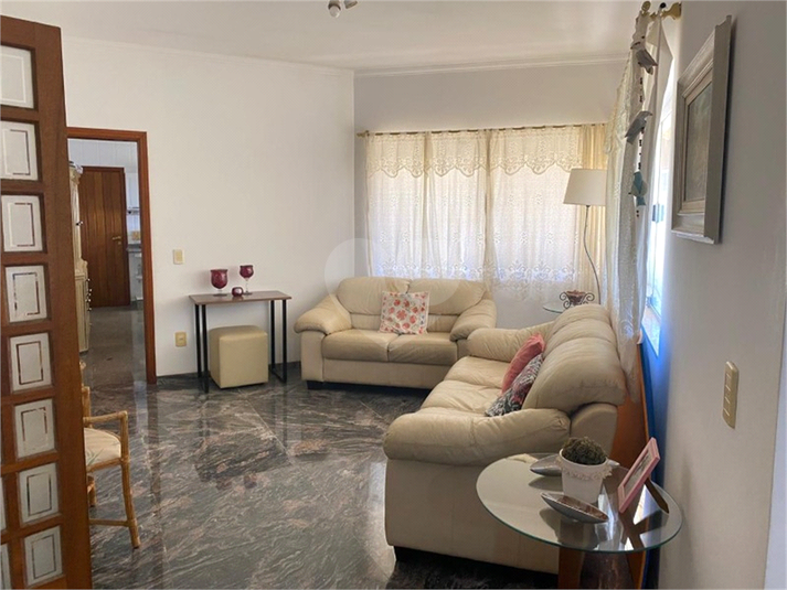 Foto REO1129862