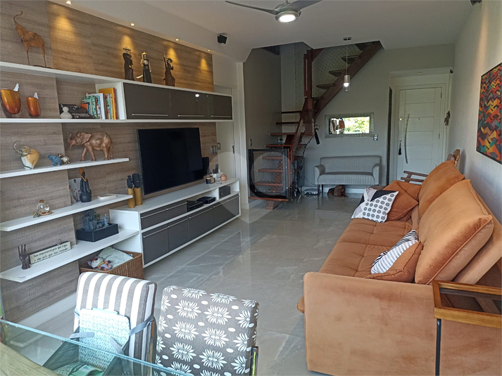 Foto REO1129883