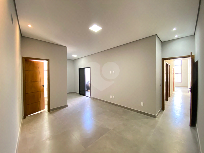 Foto REO1129893