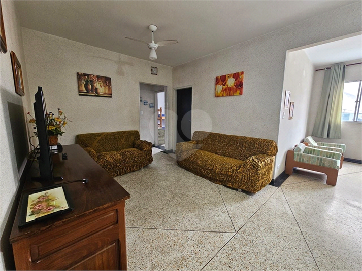 Foto REO1129902