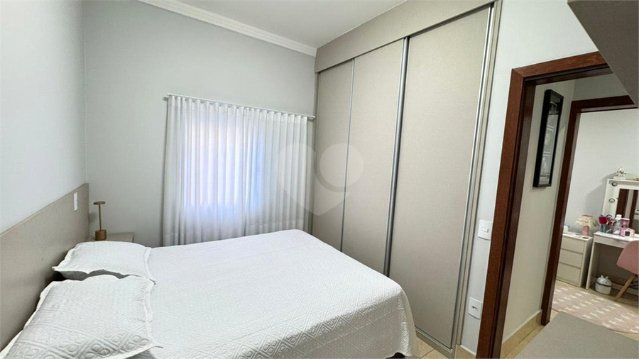 Foto REO1129947