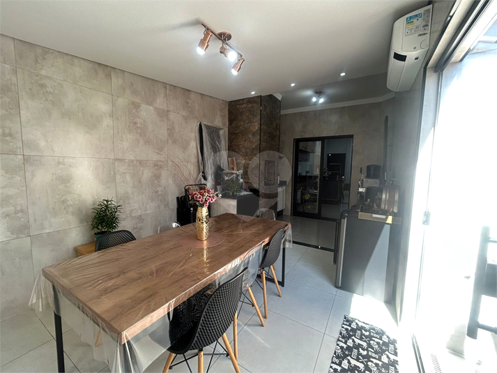 Foto REO1129958