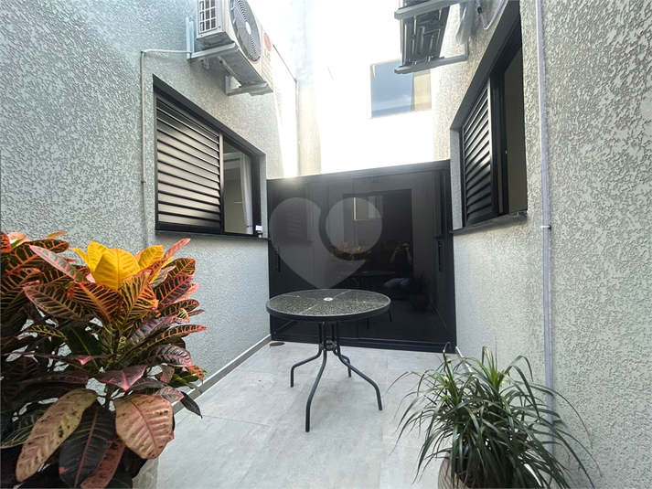 Foto REO1129958