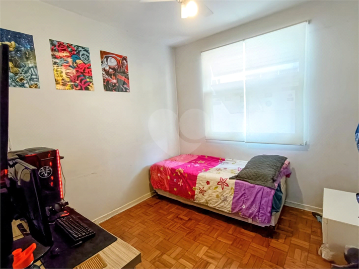 Foto REO1129975