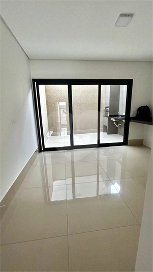 Foto REO1130042