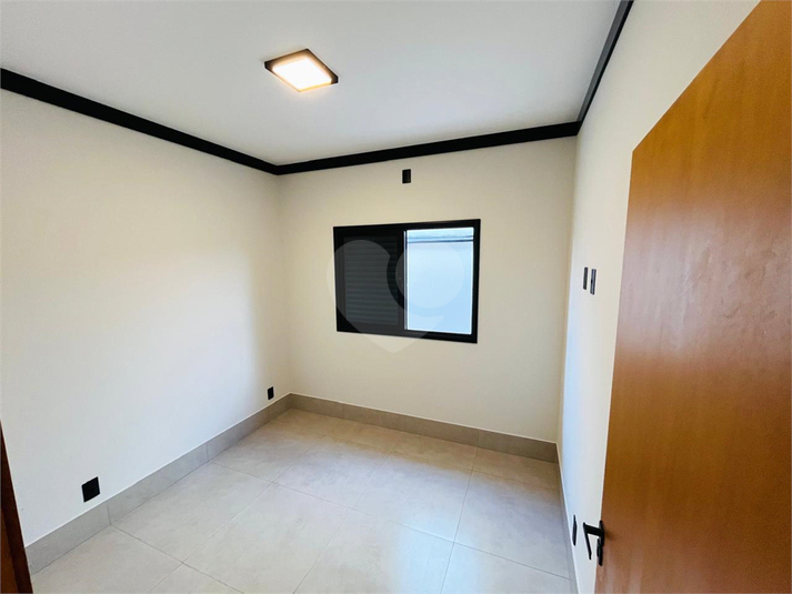 Foto REO1130044