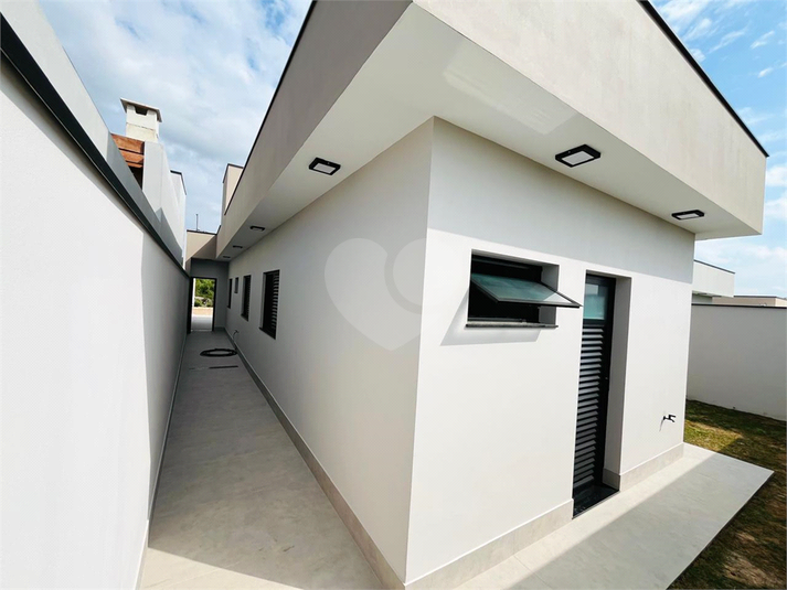 Foto REO1130044