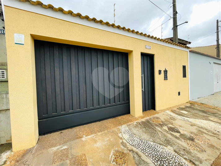 Foto REO1130081