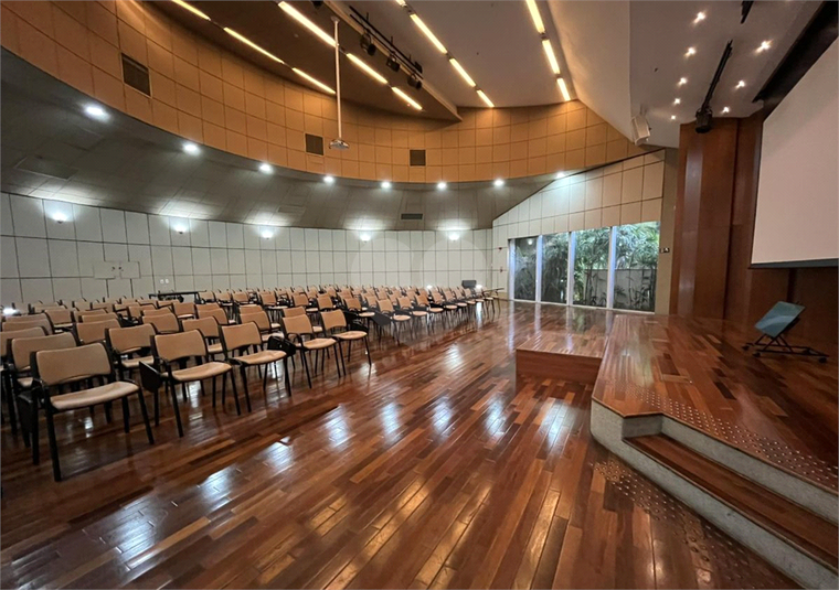 Foto REO1130083