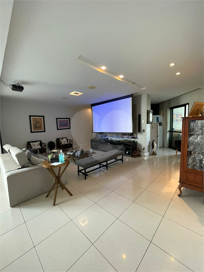 Foto REO1130111
