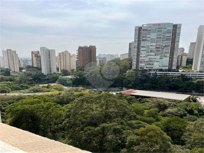 Foto REO1130135