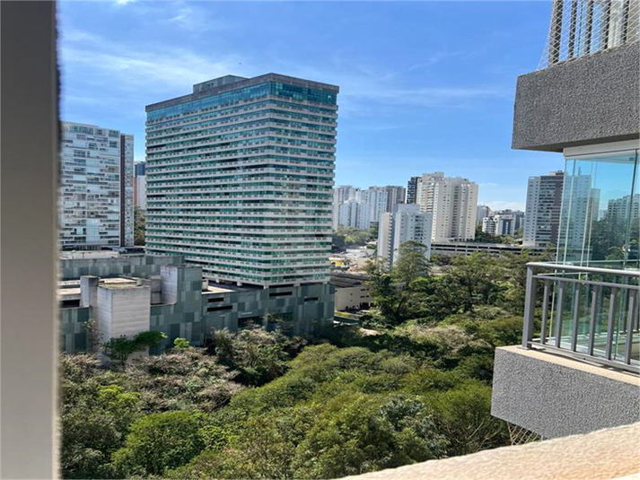 Foto REO1130135