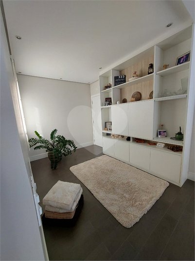 Foto REO1130149