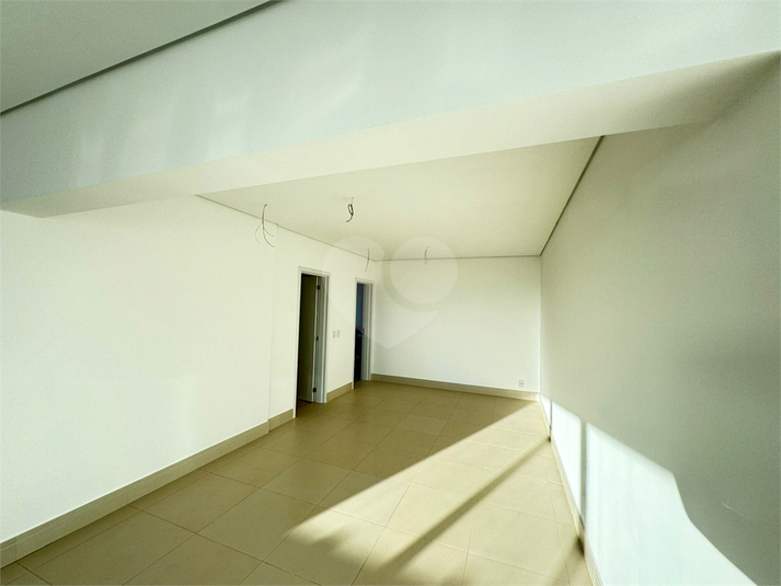 Foto REO1130151
