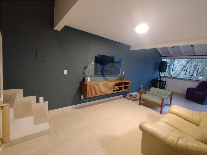 Foto REO1130168