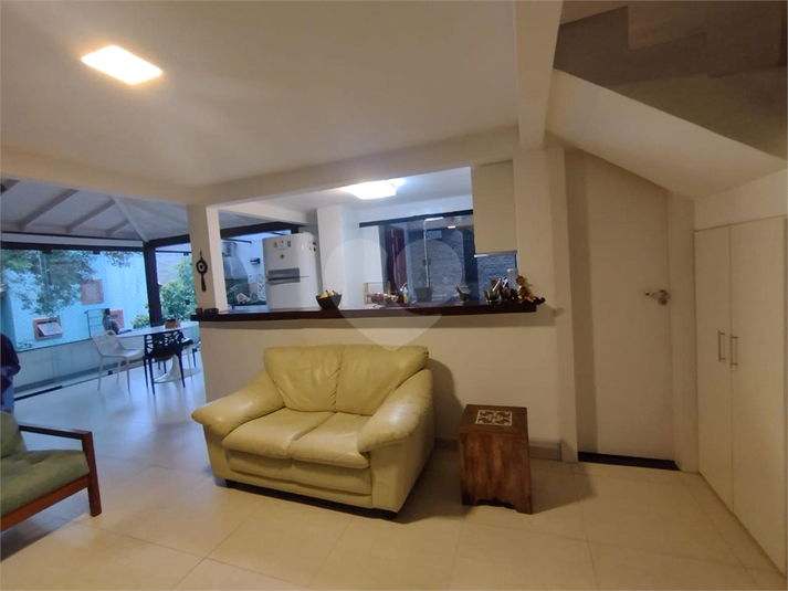 Foto REO1130168