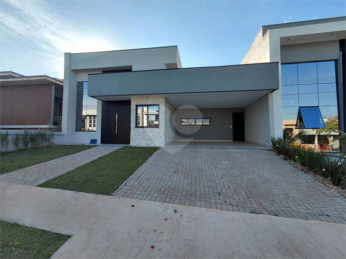 Foto REO1130193