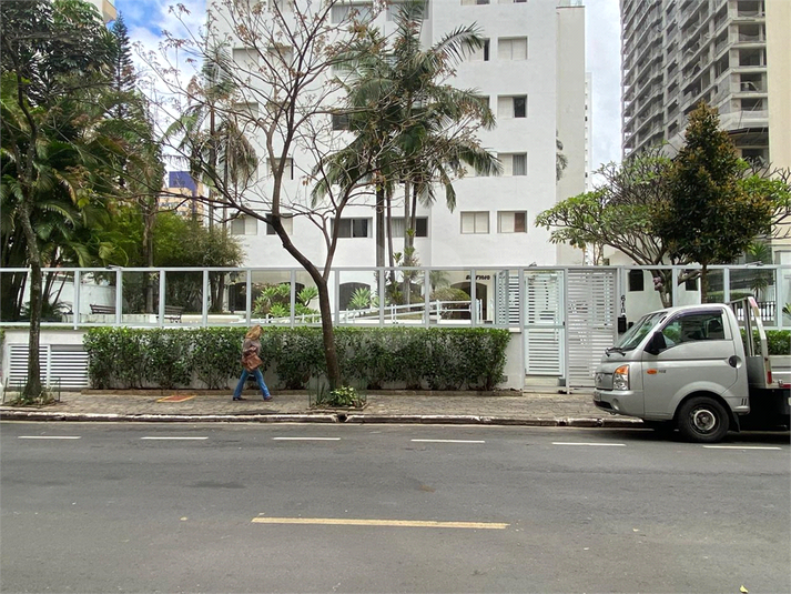 Foto REO1130200