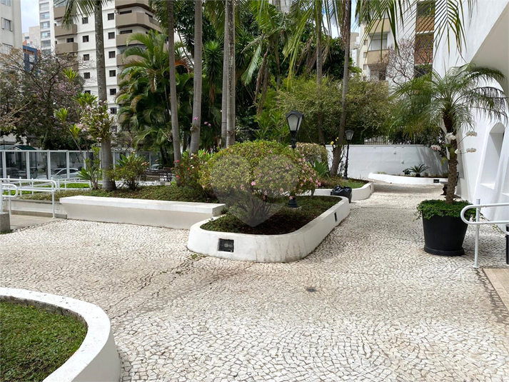 Foto REO1130200