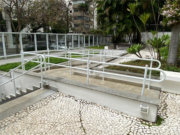 Foto REO1130200