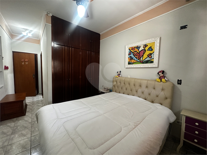 Foto REO1130219