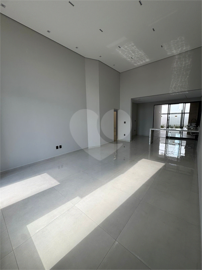 Foto REO1130225