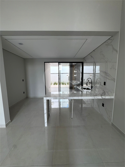 Foto REO1130225