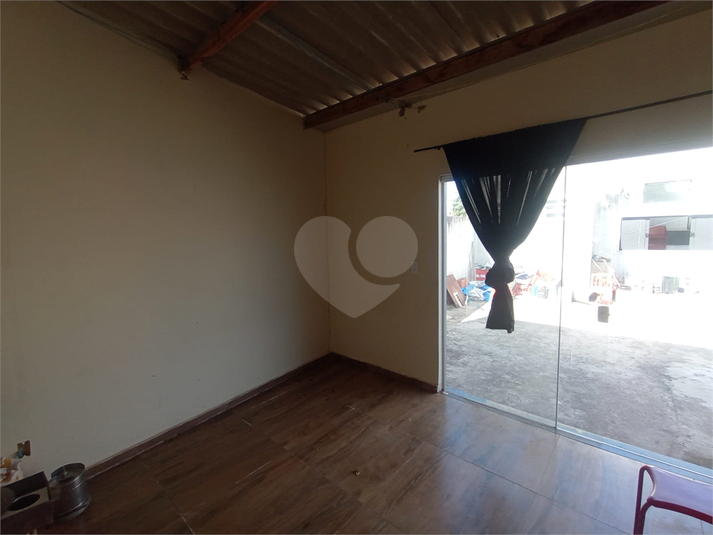 Foto REO1130258