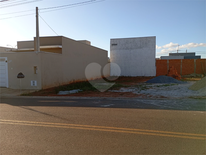 Foto REO1130267