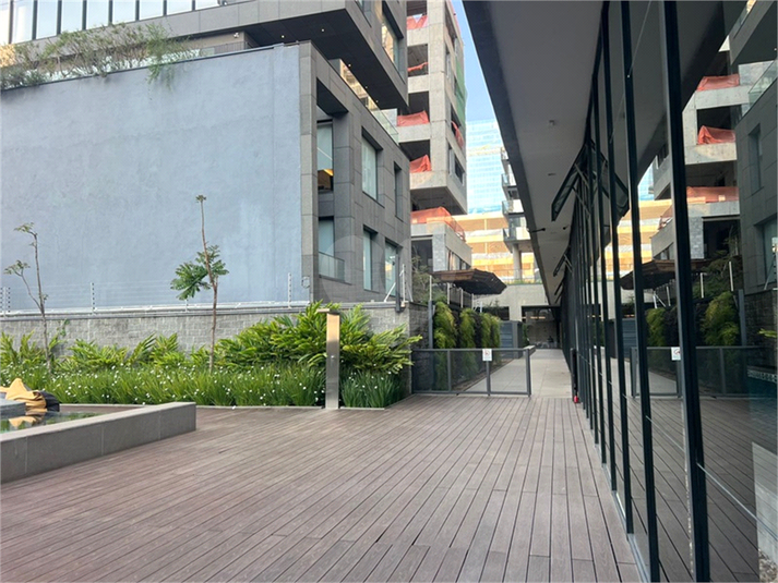 Foto REO1130300